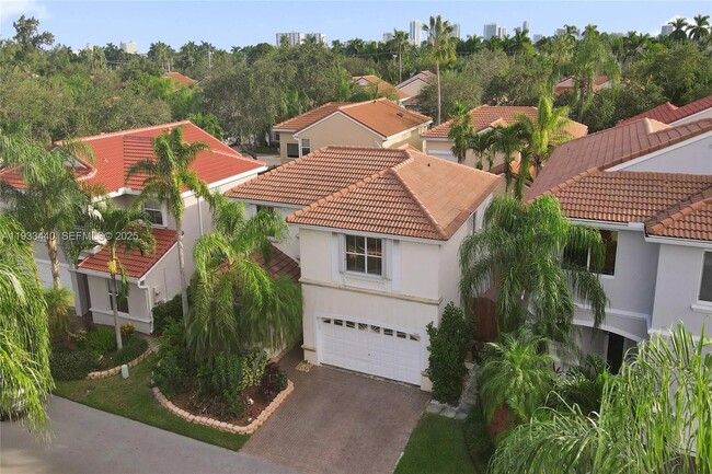 Building Photo - 1046 Satinleaf St