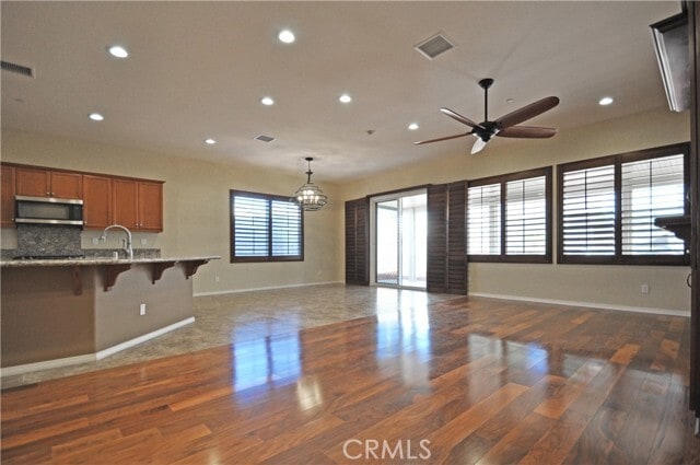 Building Photo - 1473 Canyon Pl
