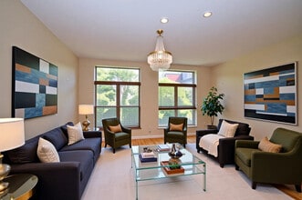 Building Photo - 353 E Eastgate Pl