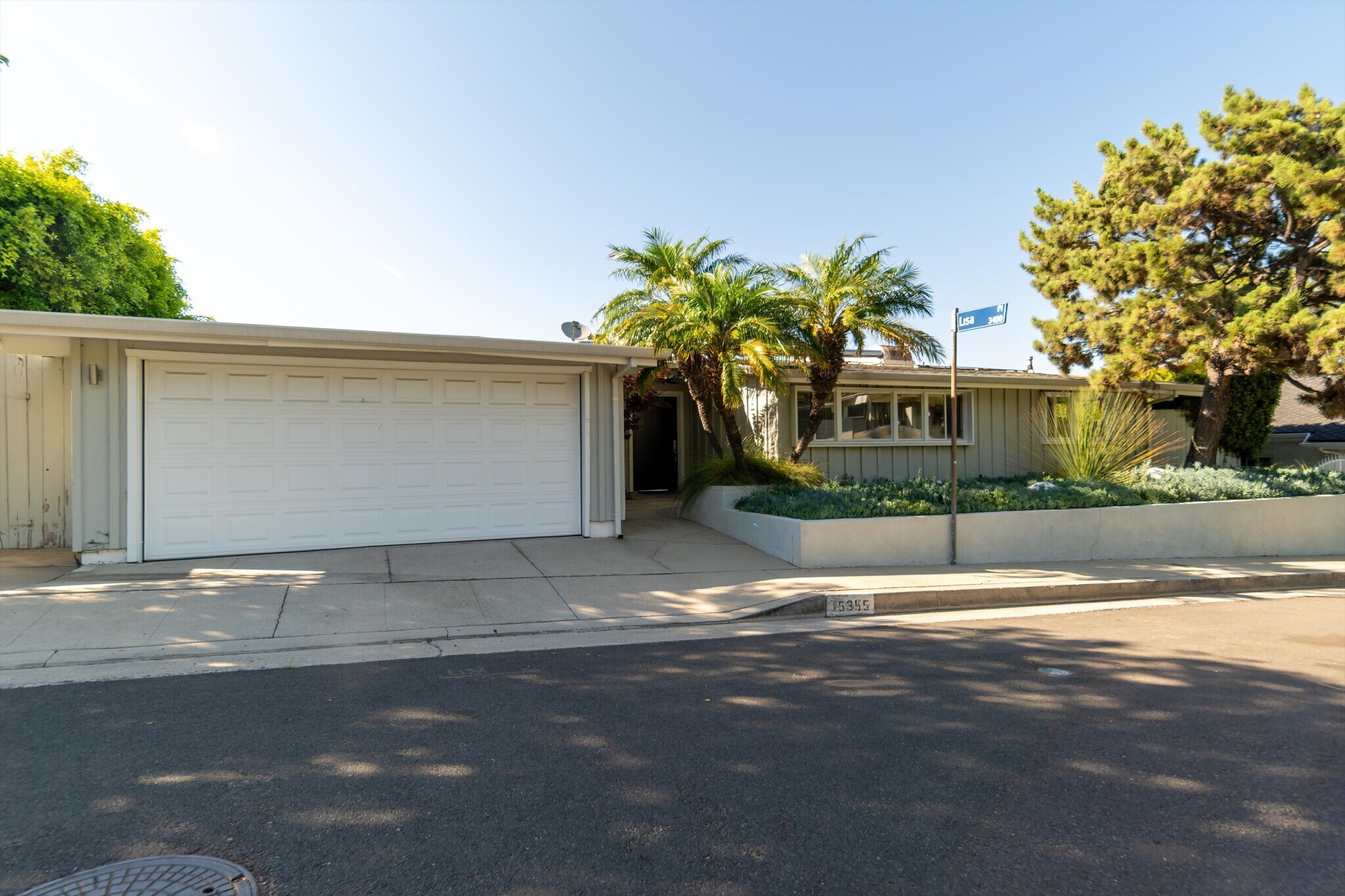 Building Photo - 15355 Stonewood Ter