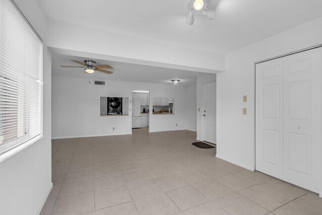 Building Photo - 4737 Sable Pine Cir