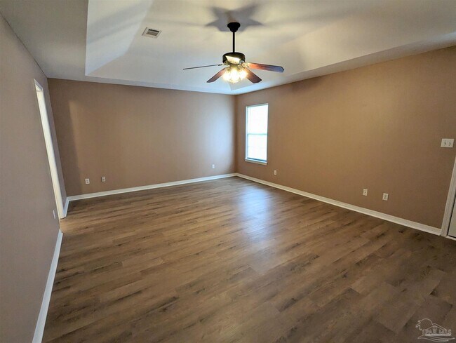 Building Photo - 7415 Lillie Ln