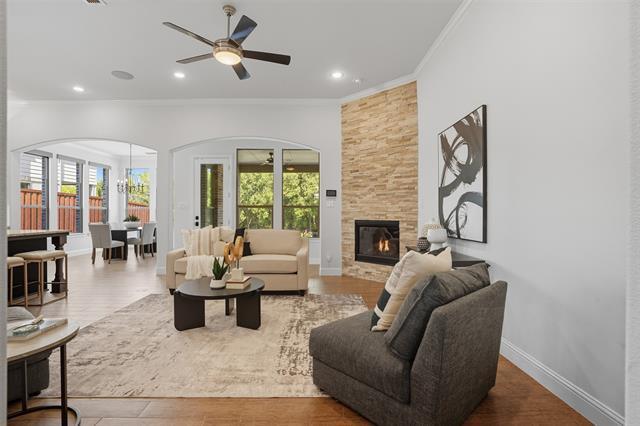 Building Photo - 533 Longshore Dr