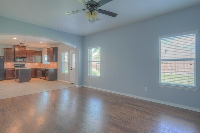 Building Photo - 13802 Dunhurst Ln