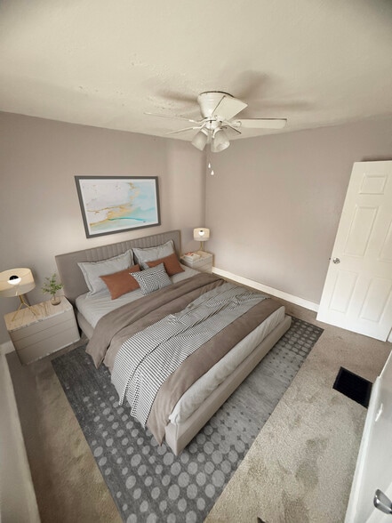 Building Photo - 2320 E 36th St