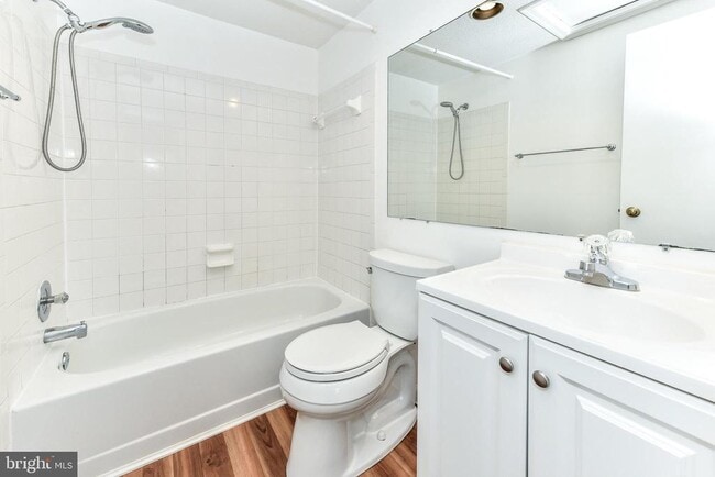 Building Photo - 21 Fendall Ave