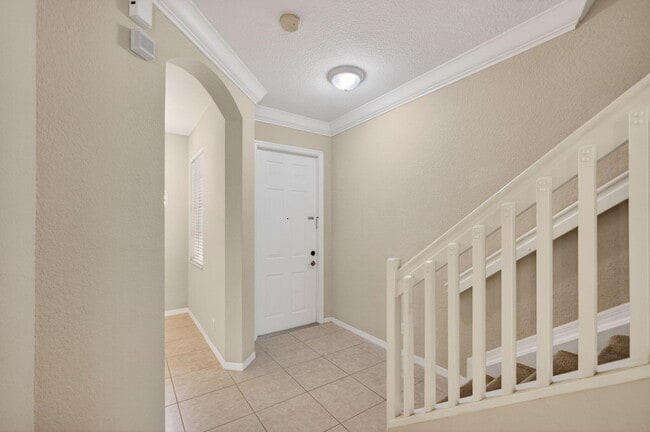 Building Photo - 4991 Bonsai Cir