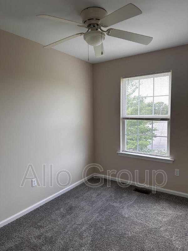 Building Photo - 139 Bonnybrook Rd