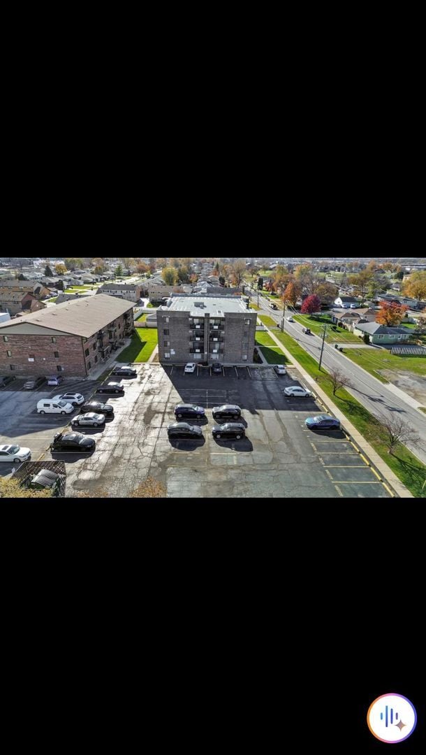 Building Photo - 7945 S Oketo Ave