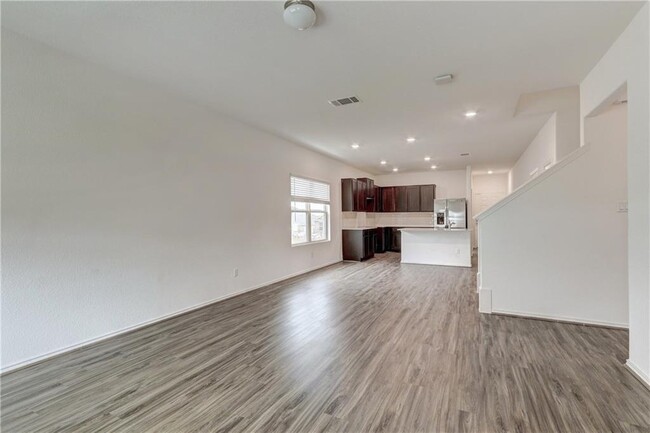 Building Photo - 5829 Bellissima Way