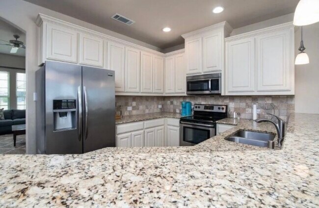 Building Photo - 607 Mallard Dr