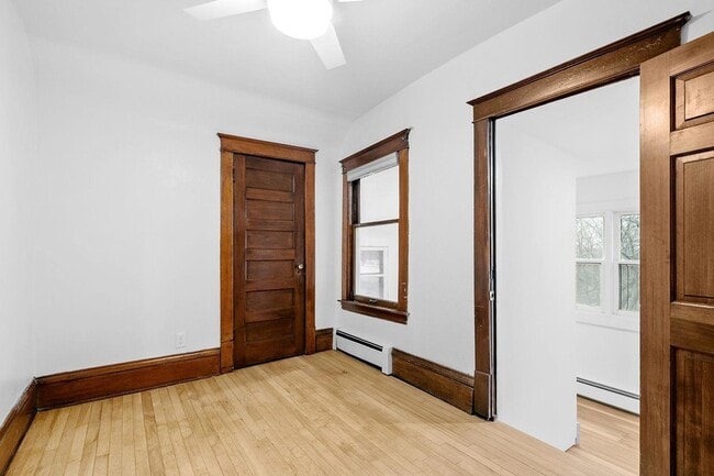 Building Photo - 1826 Franklin Ave SE