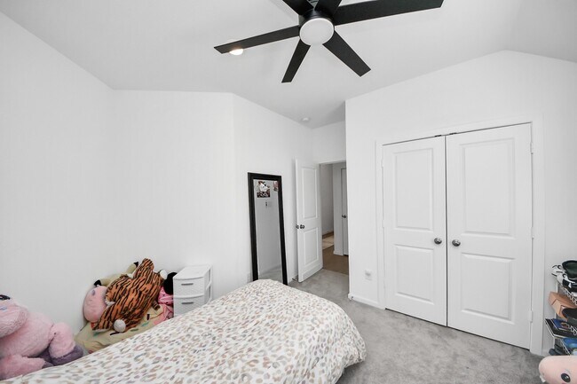 Building Photo - 8018 Tempest Stone Dr