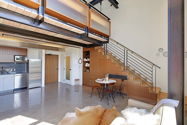 Primary Photo - z-051425-The Lofts at 325 Westlake