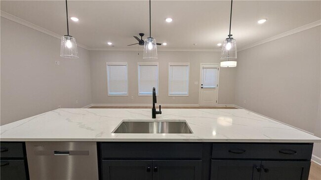 Building Photo - 435 Carrera Ln