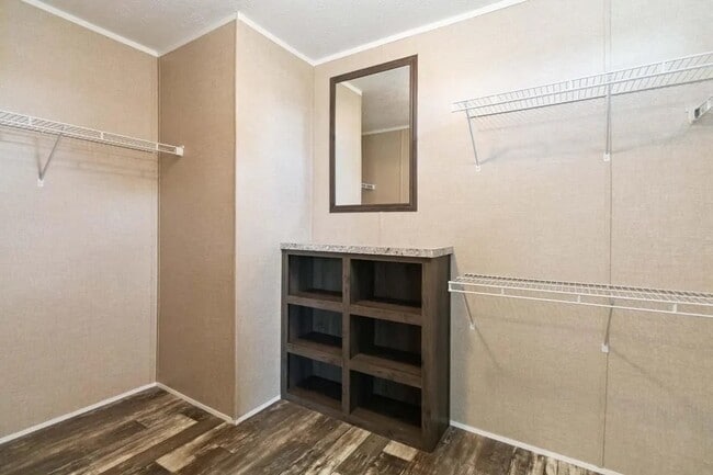 Building Photo - 52 Vacation St