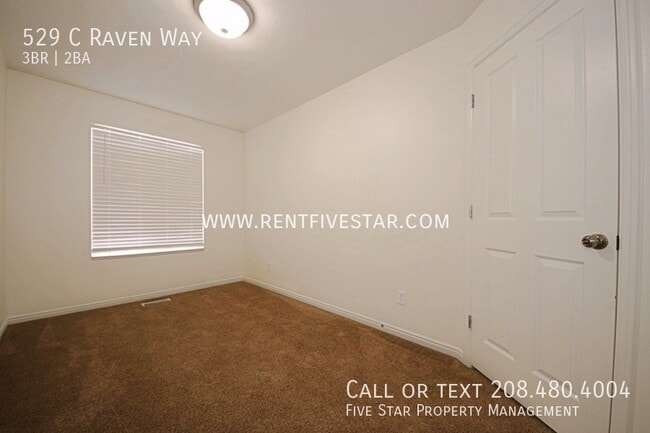 Building Photo - 529 Raven Way