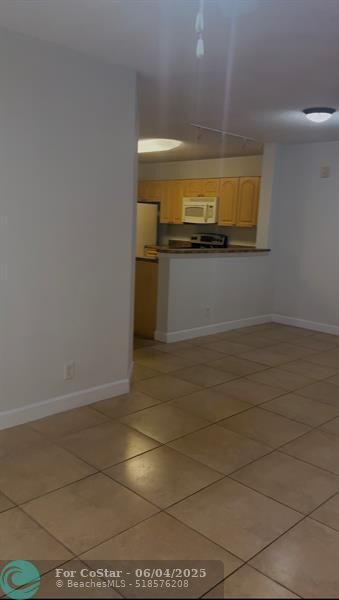 Building Photo - 5681 Riverside Dr