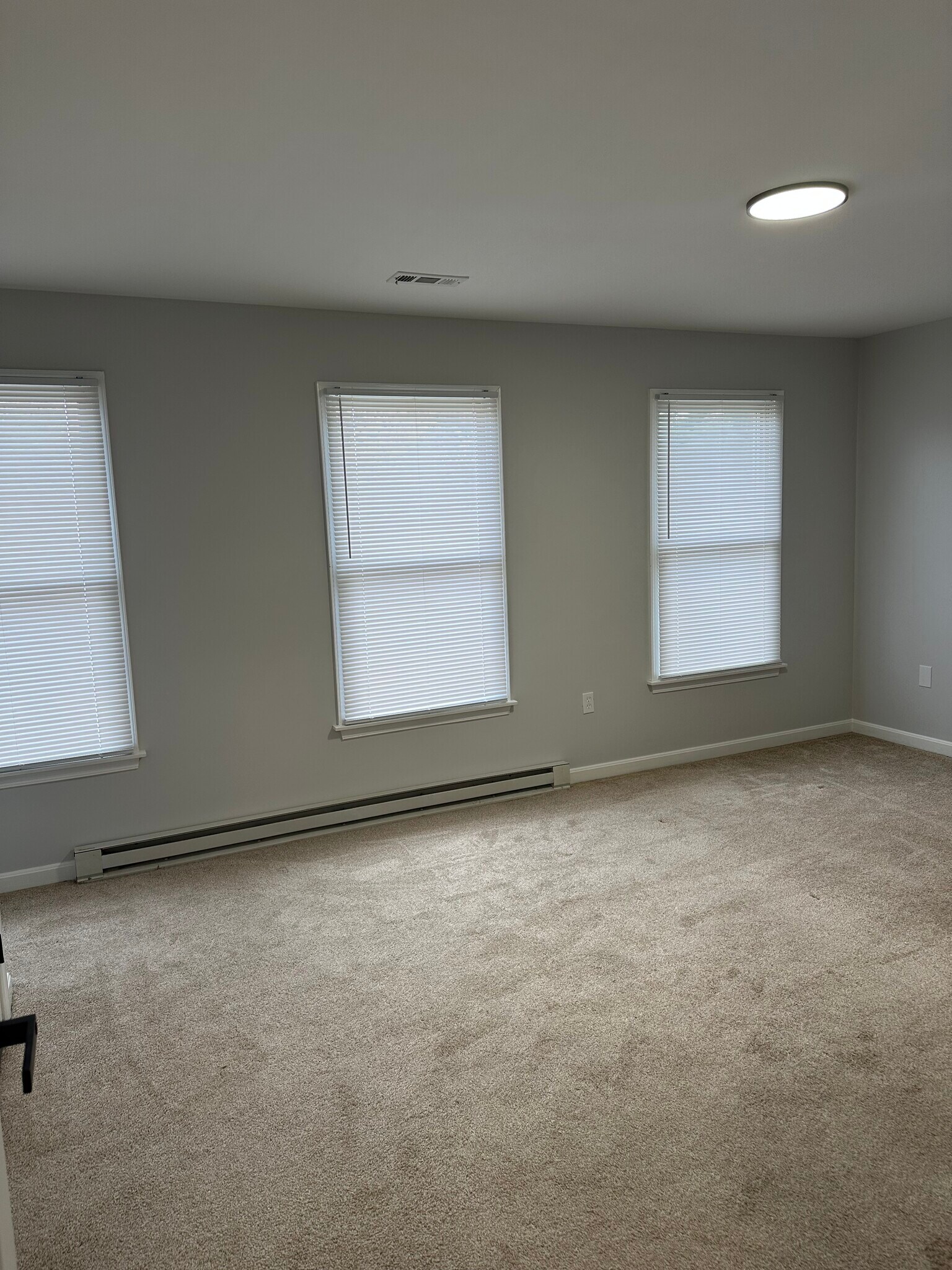 Building Photo - 138 Harvard Rd