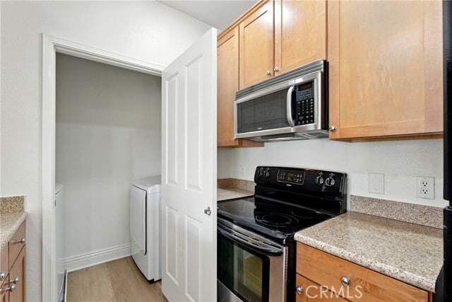 Building Photo - 22681 Oak Grove Dr
