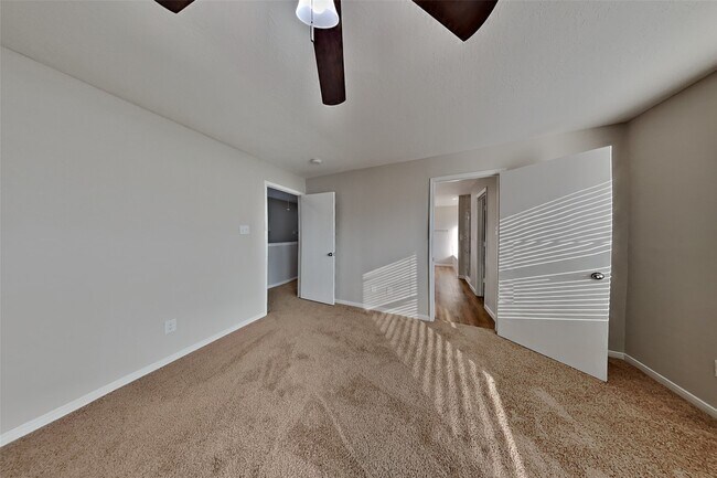 Building Photo - 18327 Willow Moss Dr