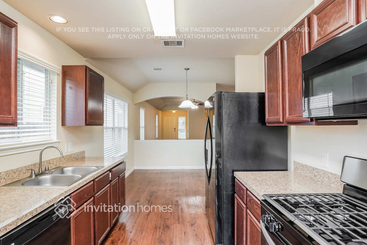 Building Photo - 18815 N Lyford Dr