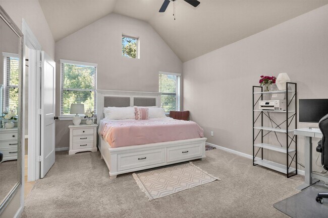 Building Photo - 579 Longleaf Pine Dr