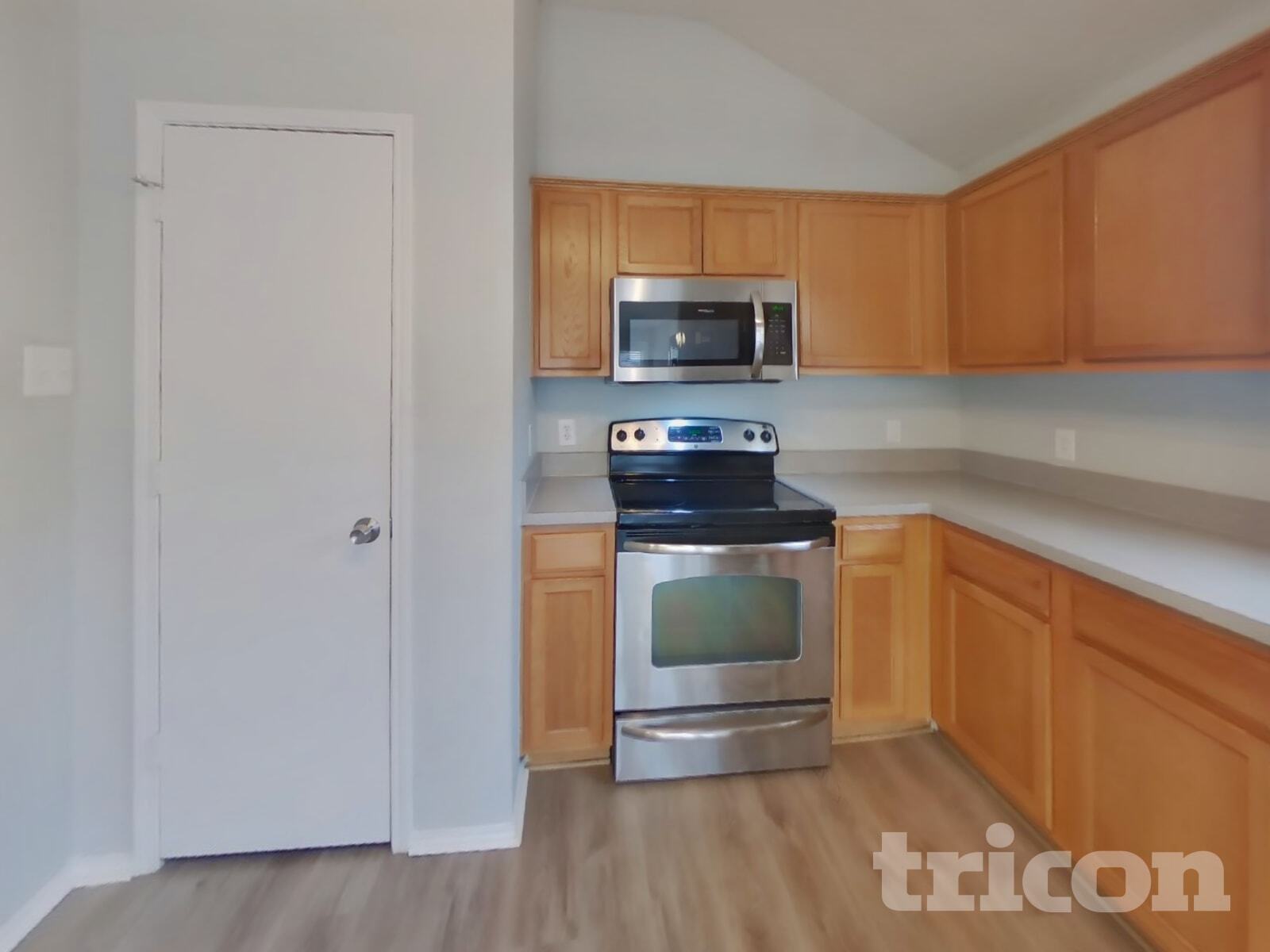 Building Photo - 1700 Bob Dr