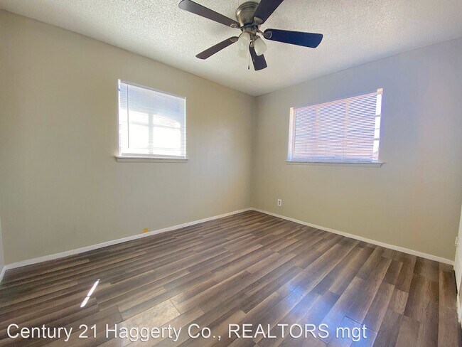 Building Photo - 3 br, 1.5 bath House - 9211 Montgomery