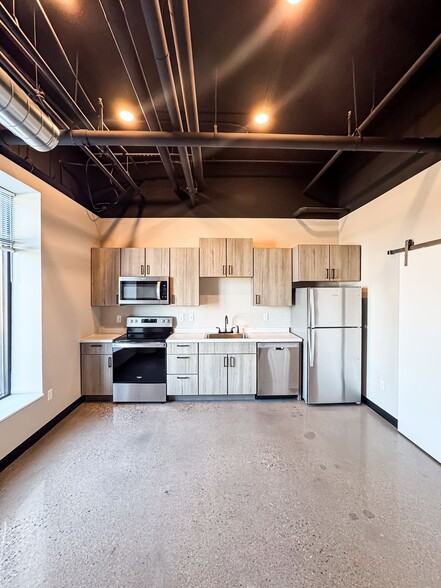 Interior Photo - 1919 Flats