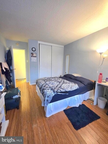 Building Photo - 2101-17-2117 Chestnut St