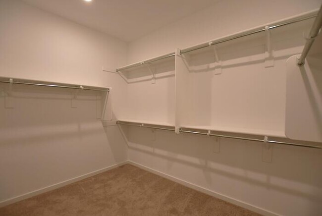 Building Photo - 4021 E Caitlin Dr