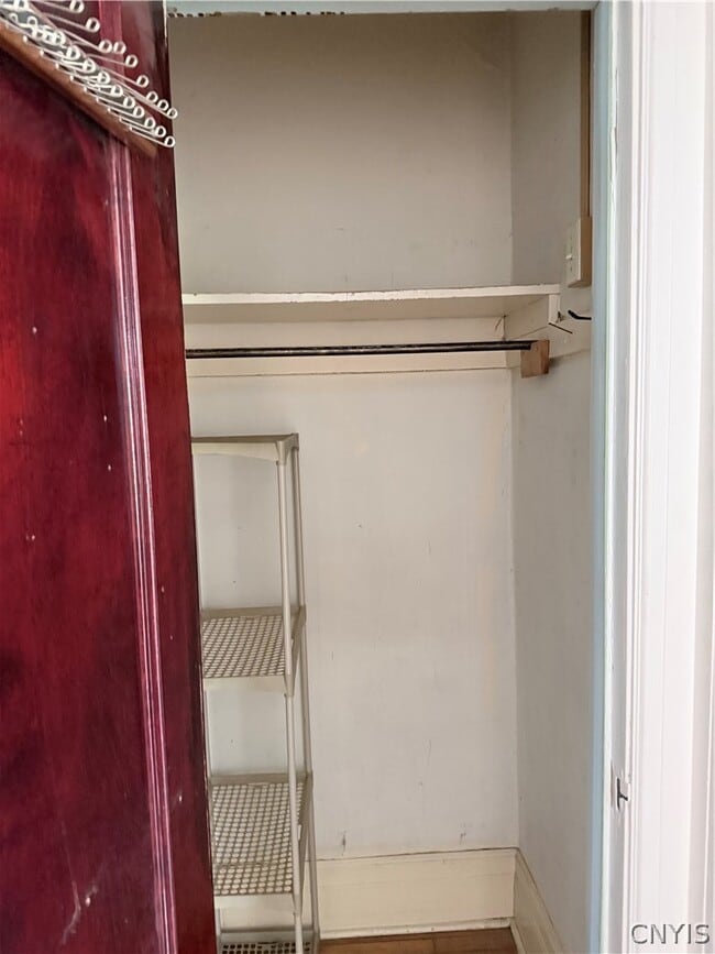 Building Photo - 2131 James St