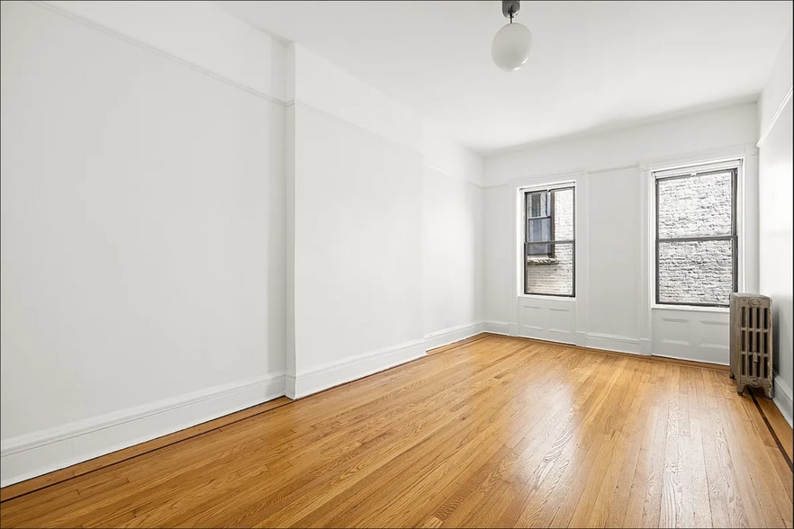 Building Photo - 503 3rd St