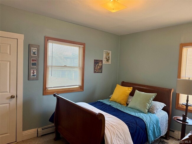 Building Photo - 322 E Beech St