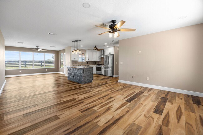 Building Photo - 1228 Carvello Dr