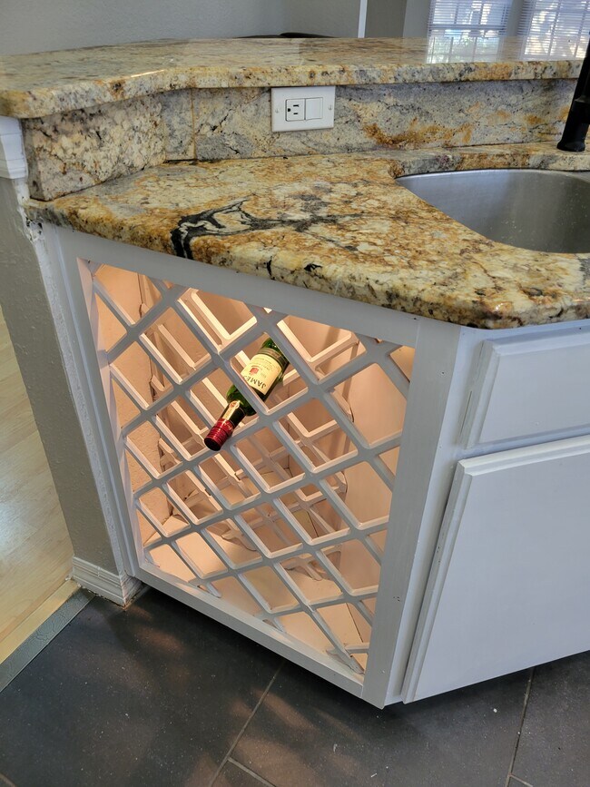 Building Photo - The Condo