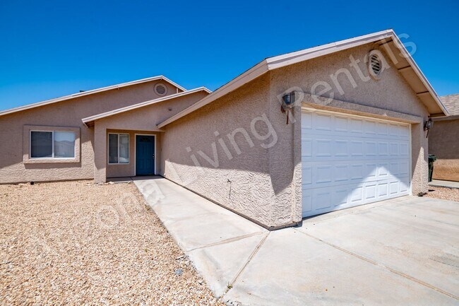 Building Photo - HUALAPAI MOUNTAIN FOOTHILLS HOME