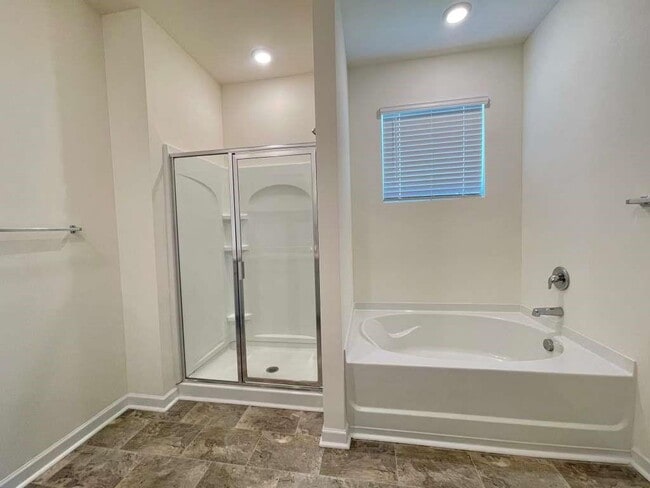 Building Photo - 350 Graham Campbell Ln