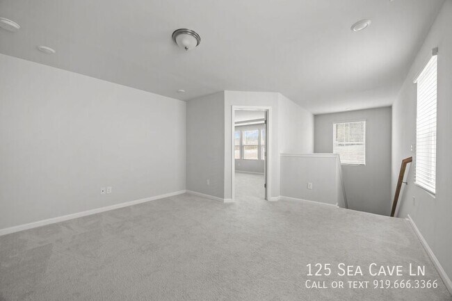 Building Photo - 125 Sea Cave Ln