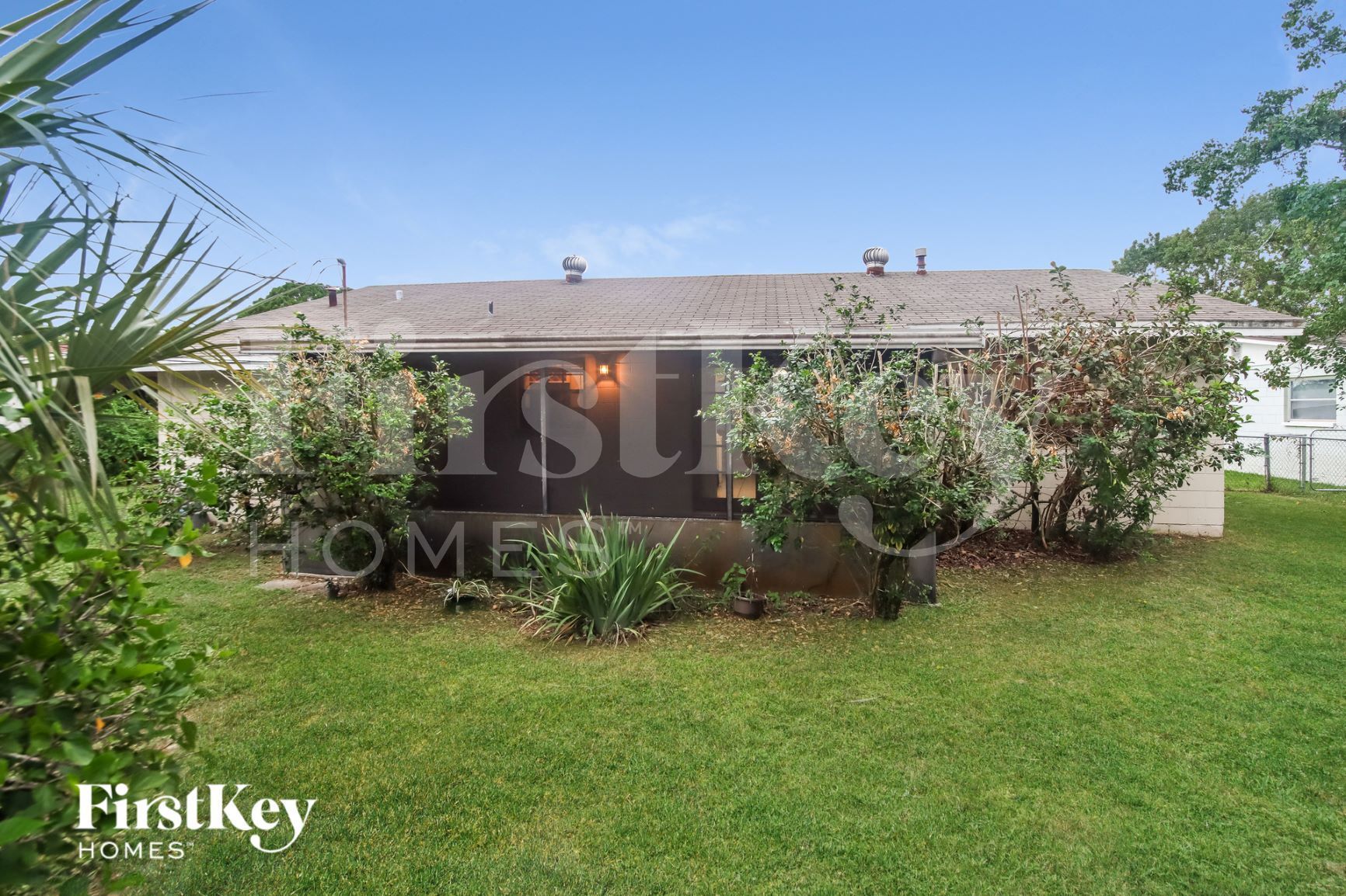 Building Photo - 988 Cardon Dr