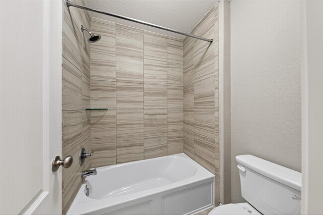 Building Photo - 29122 Parker Trace Dr