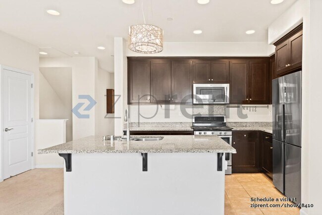 Building Photo - 5572 Campbell Ln