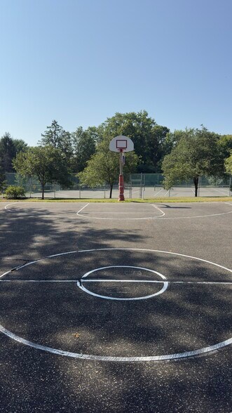 Basketball Court - 1714 Spruce Hills Dr