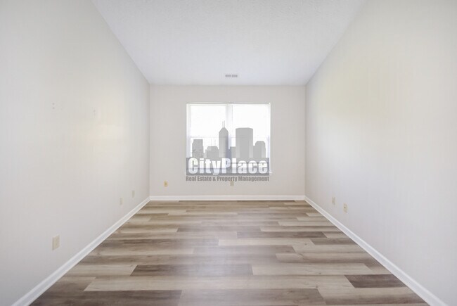 Building Photo - 6830 Medallion Dr