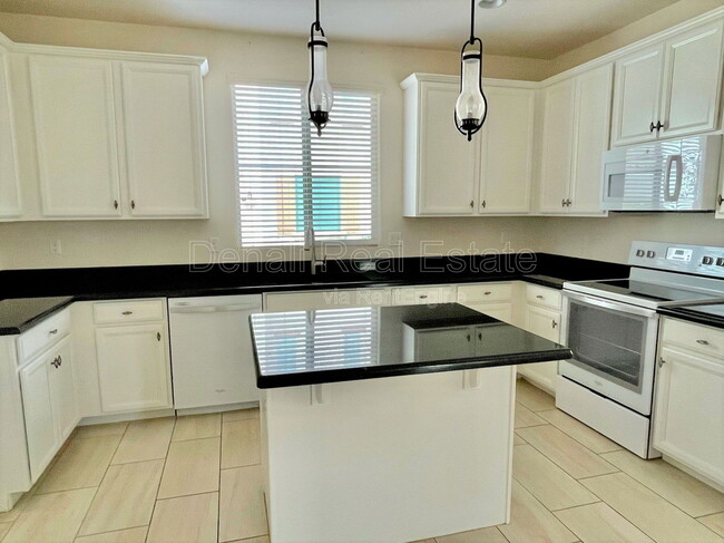 Building Photo - 17747 W Banff Ln