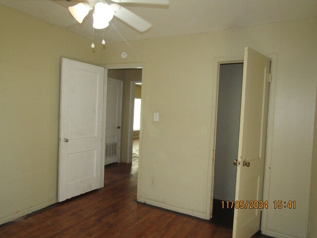 Building Photo - Very nice updated home! Half month rent free($362.50) on the 2nd full month's rent