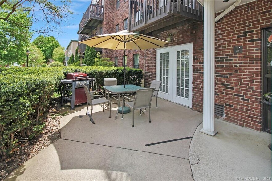 Building Photo - 45 Highland St