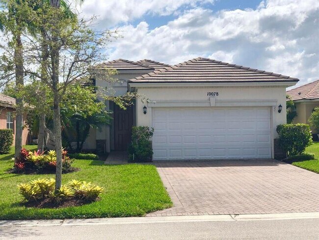 Primary Photo - 10078 SW Chadwick Dr