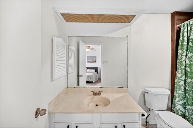 Building Photo - 6975 Chasewood Dr